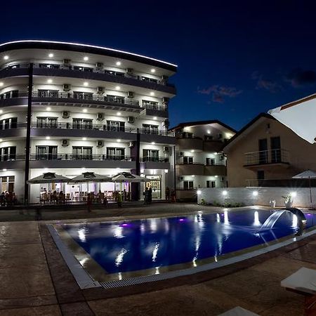 Hotel Edita Улцин Екстериор снимка