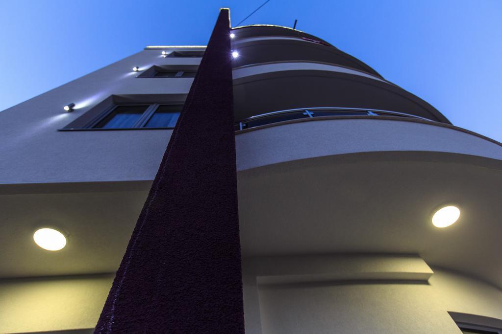 Hotel Edita Улцин Екстериор снимка