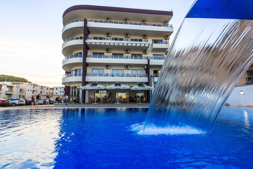 Hotel Edita Улцин Екстериор снимка
