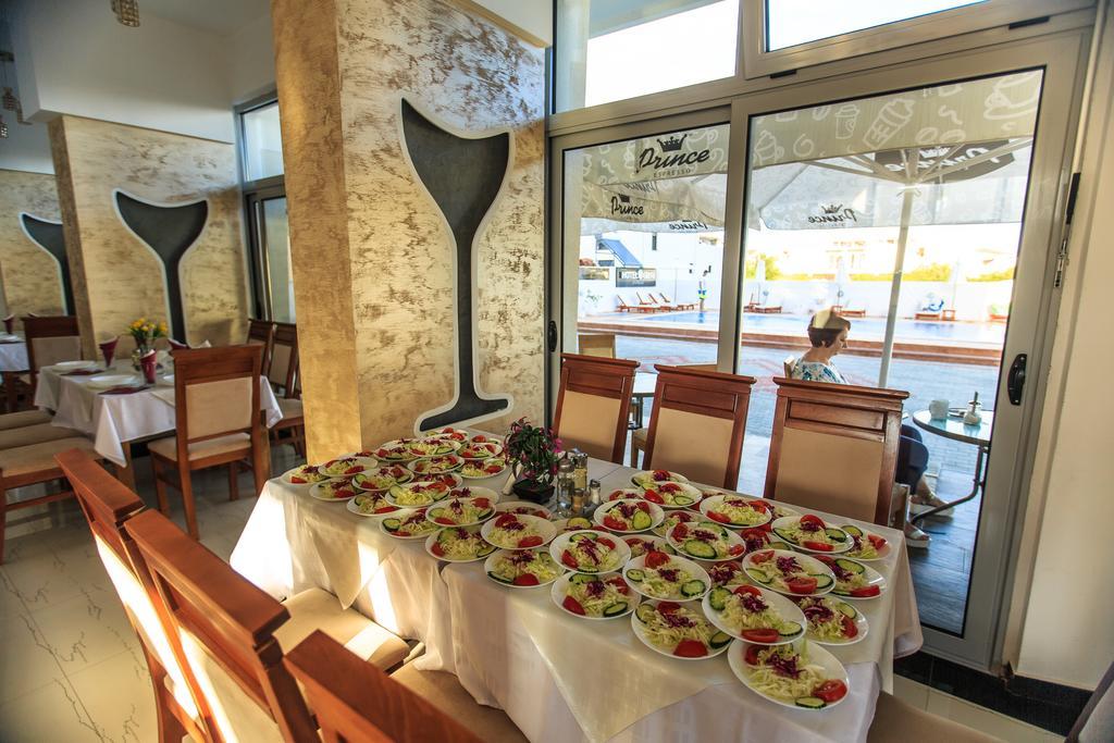 Hotel Edita Улцин Екстериор снимка